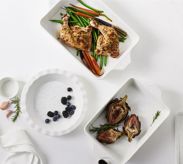 Maxwell Williams Speckle Fluted Pie Dish