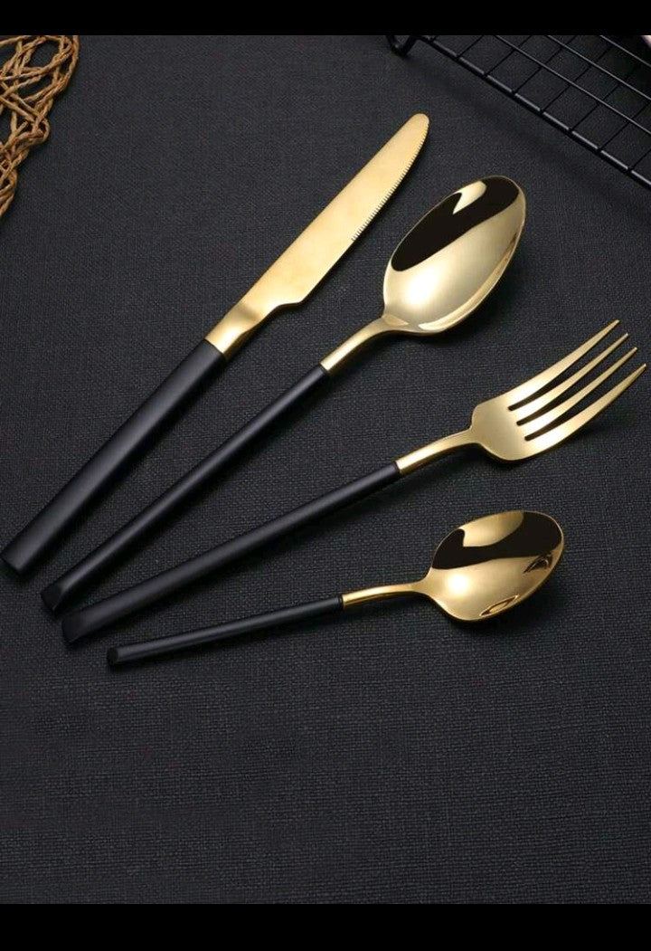 32pcs Stainless Steel Knight Design Knife Fork Spoon Cutlery Set